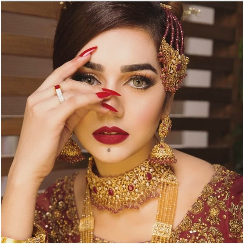 Bridal Desert Green